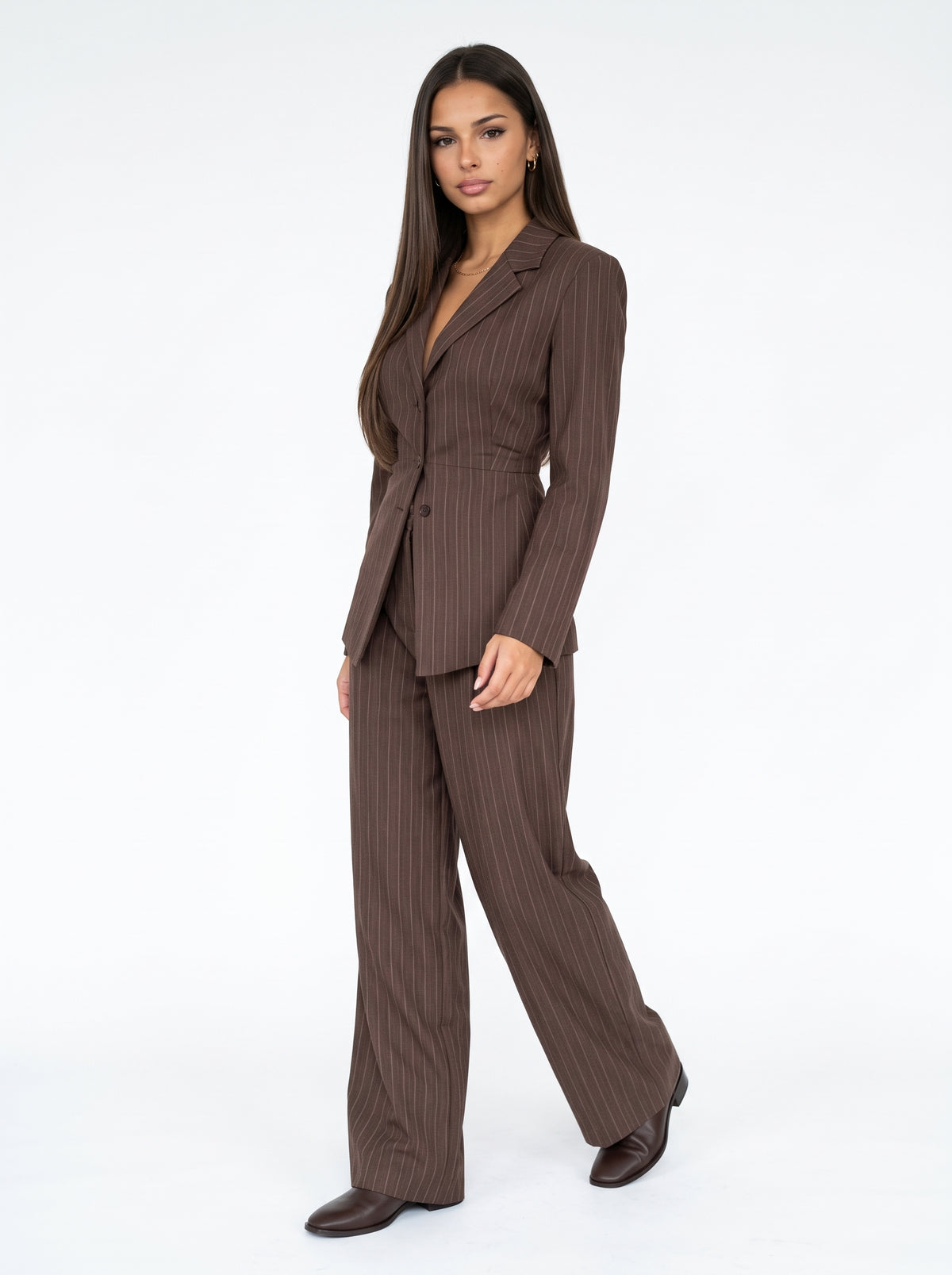 MARGOT - Traje Marrón Rayas Pantalón Ancho
