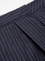 AURA - pantalones informales minimalistas a rayas plisadas