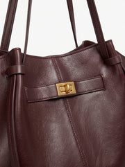 GIULIA - Bolso de hombro grande con forma de murciélago